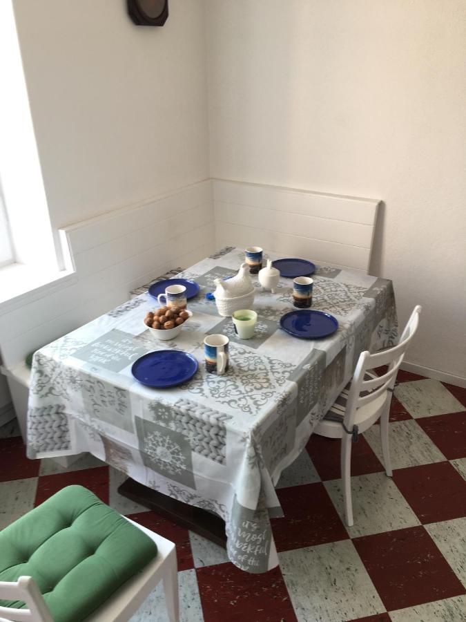 Chasa Sassalbo Bed & Breakfast พอสเชียโว ภายนอก รูปภาพ